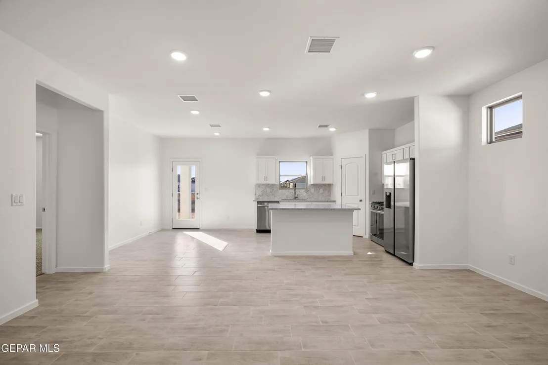 Photo of 13841 Summer Wave Avenue