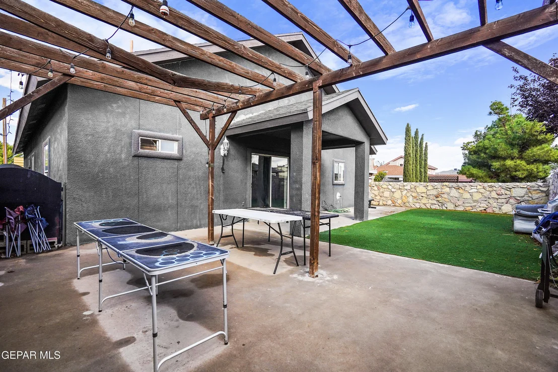 Photo of 12596 SUN TRAIL Drive