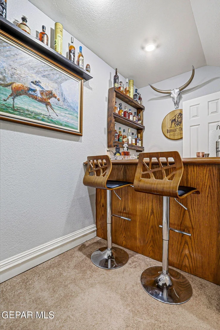 Photo of 716 Willow Glen Drive