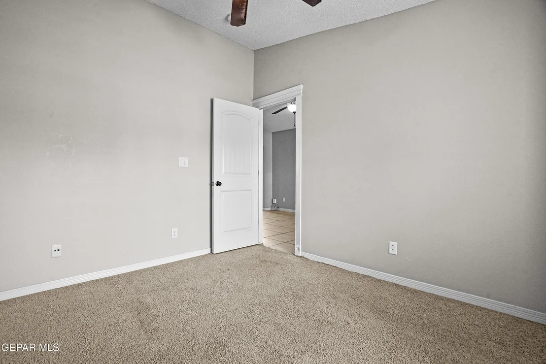 Photo of 3265 MAPLE POINT Drive