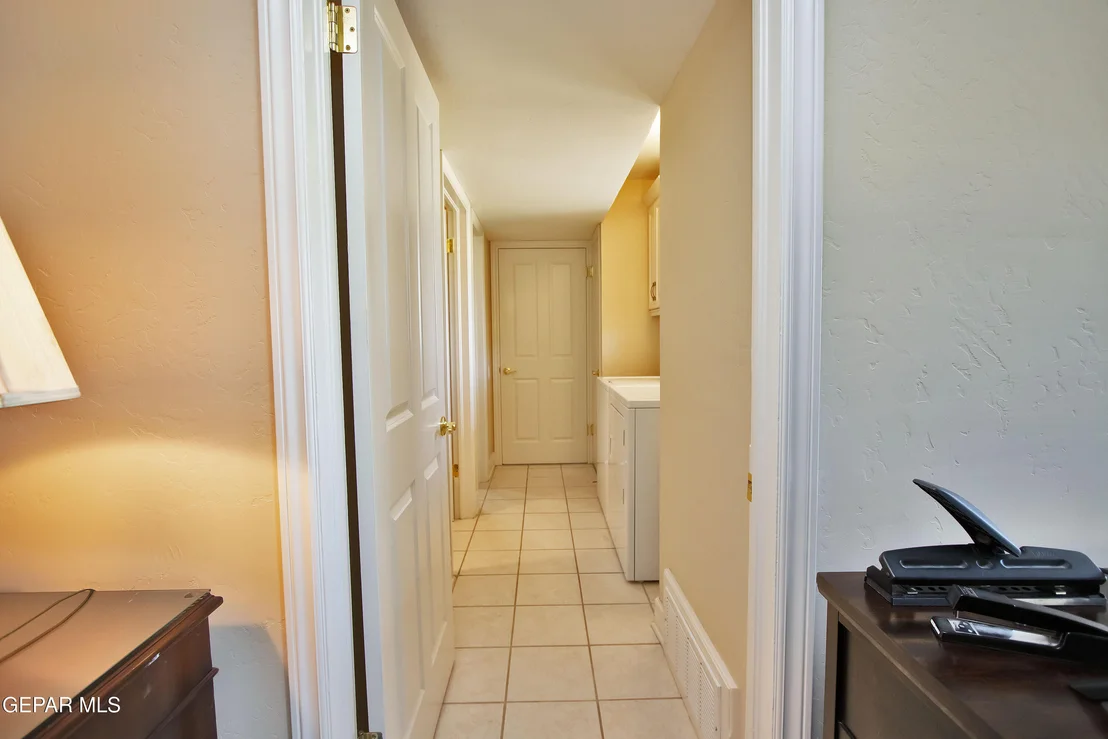 Photo of 517 Stonebluff Road