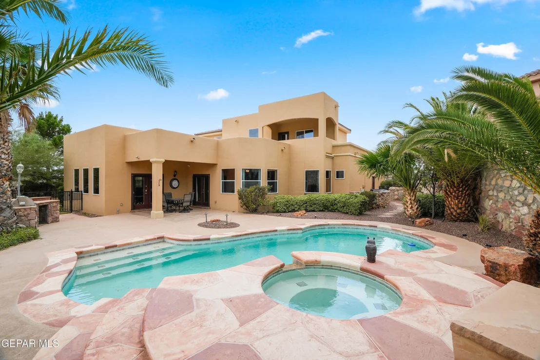 Photo of 6540 CABANA DEL SOL Drive