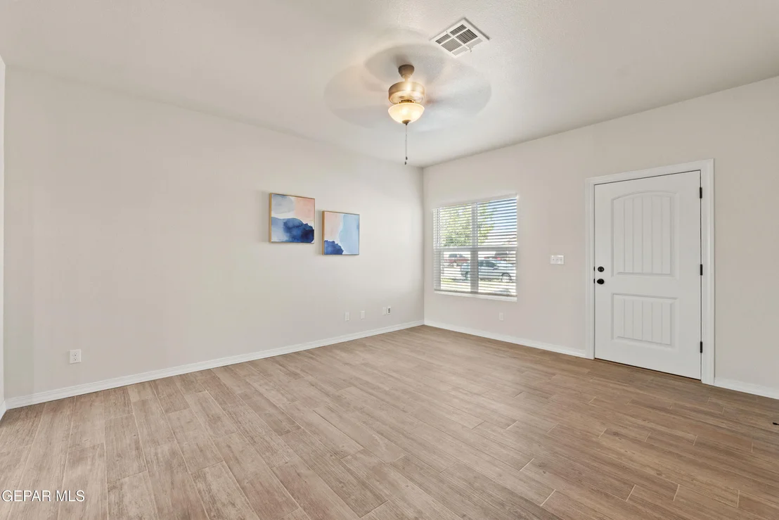 Photo of 325 Sand Gate Drive