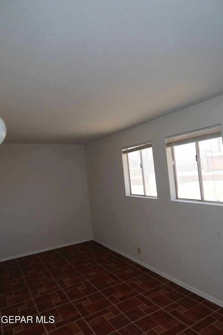Photo of 836 DE LEON Drive