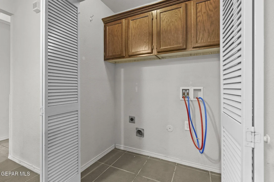 Photo of 813 Desert Bush Drive