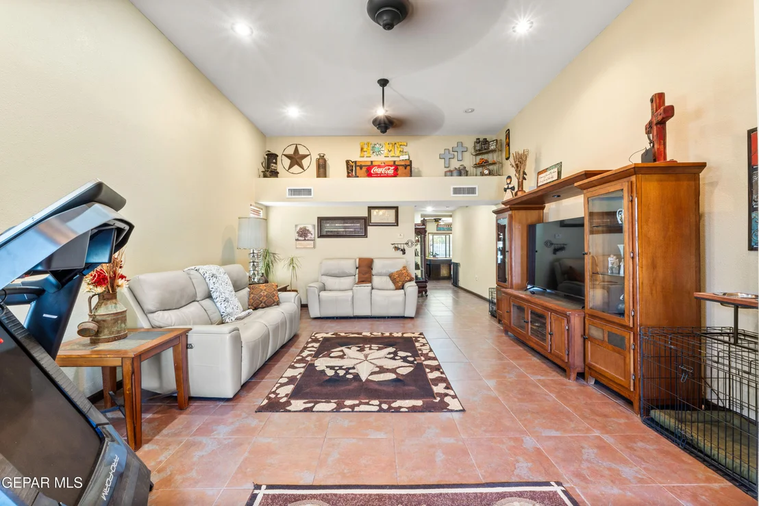 Photo of 10624 CORALSTONE Drive