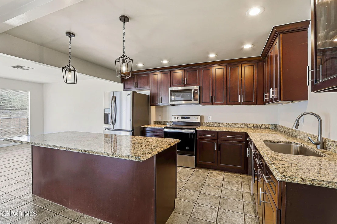 Photo of 1415 MONTE NEGRO Drive