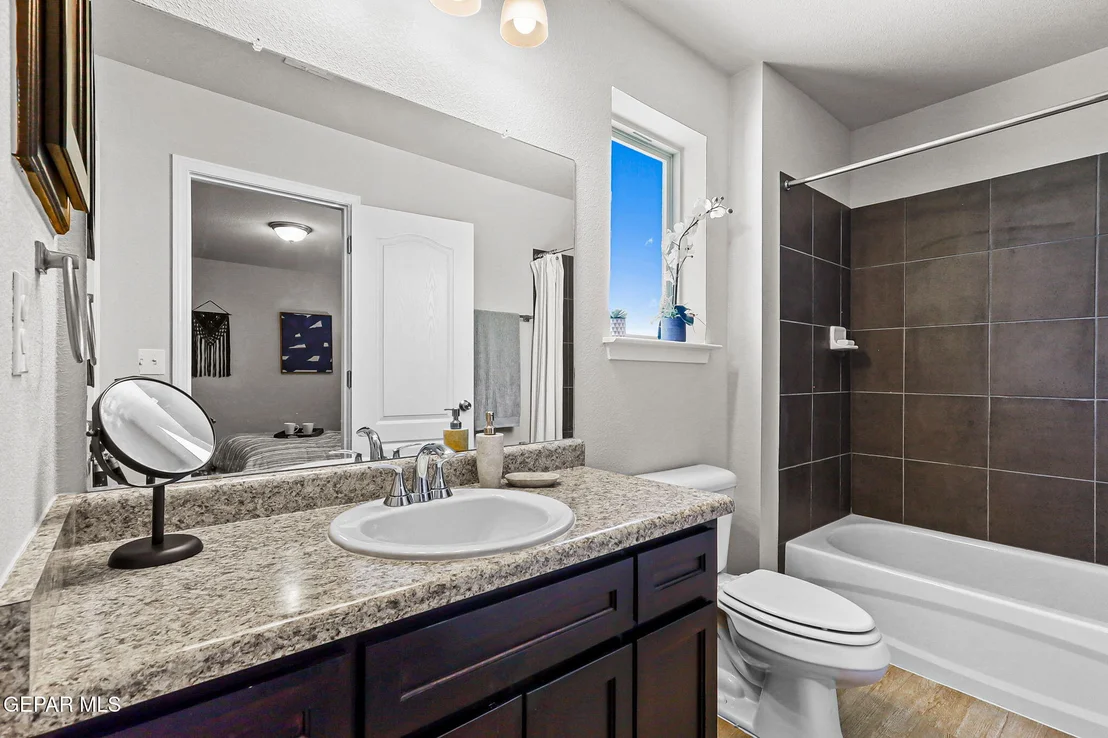 Photo of 956 Orangetip Drive