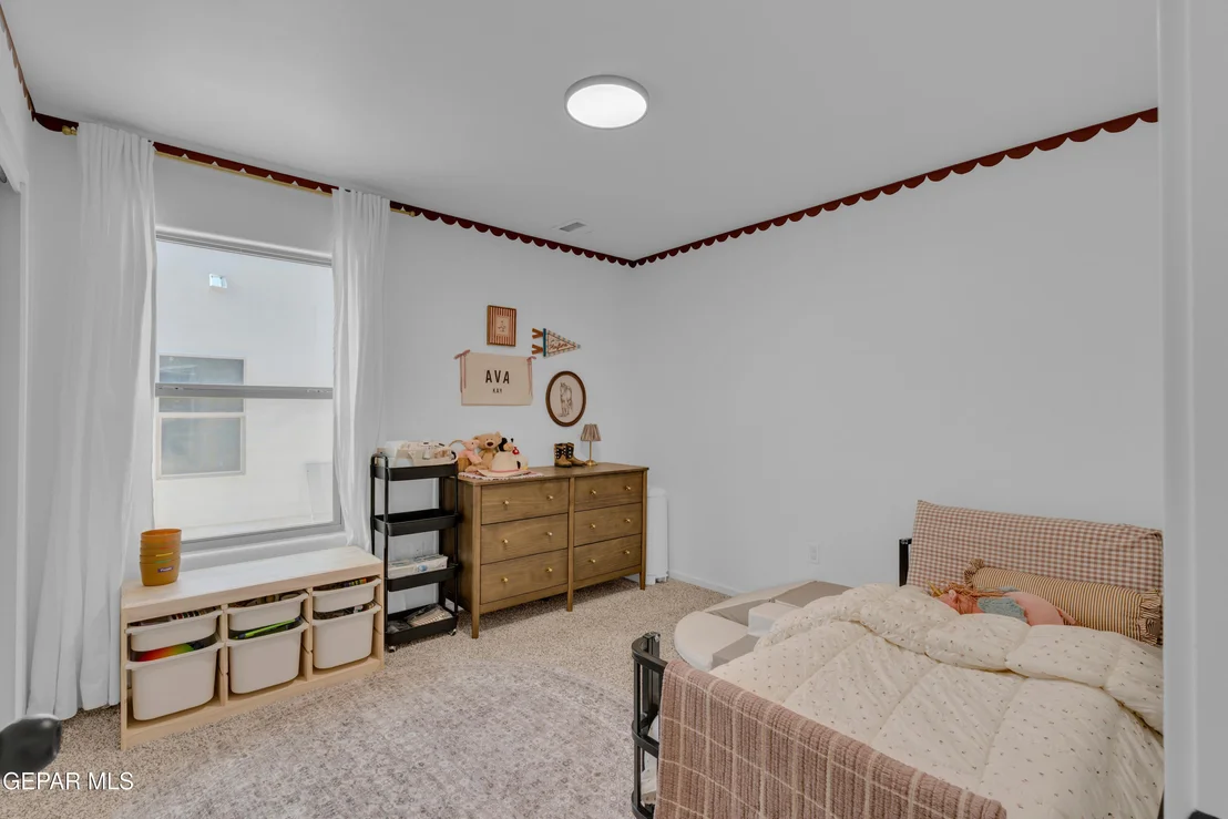 Photo of 937 SANDHURST Place