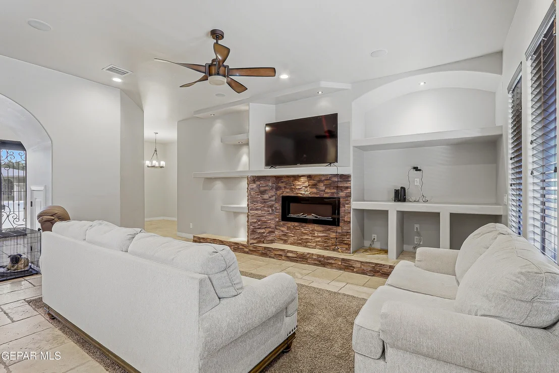 Photo of 440 SCHLEY Drive