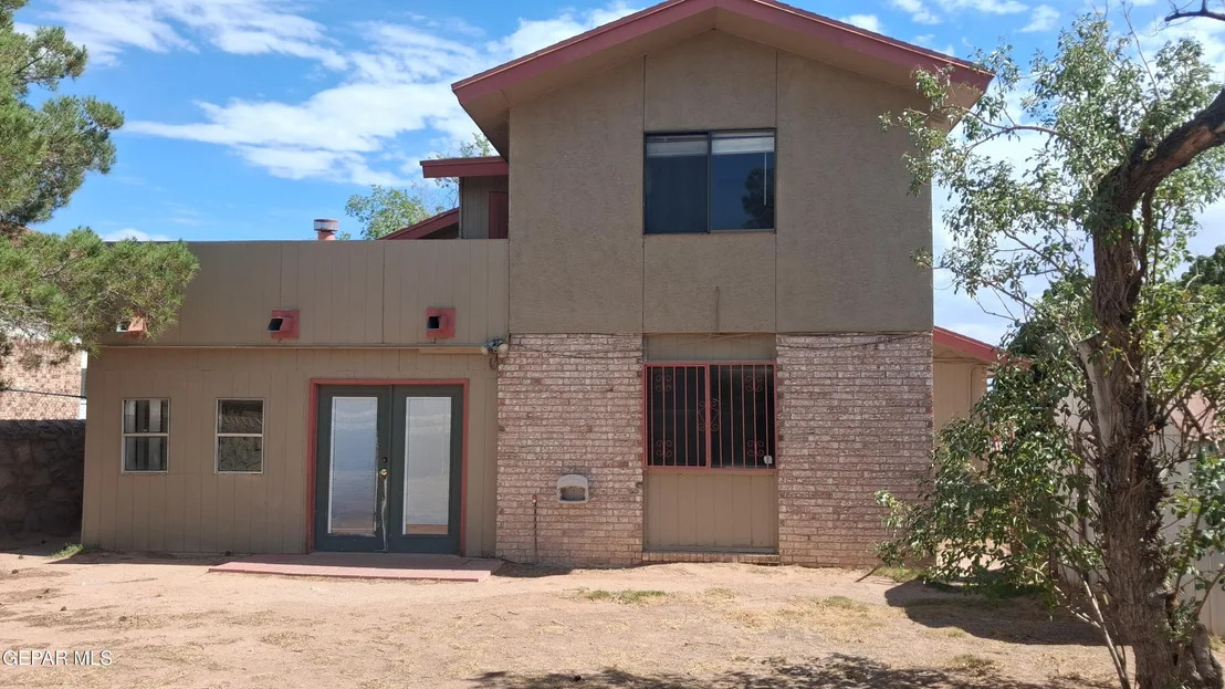 Photo of 11663 CLEAR LAKE Circle