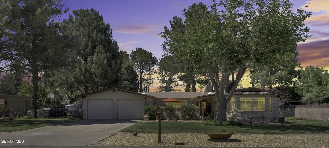 Photo of 801 MONTCLAIR Drive
