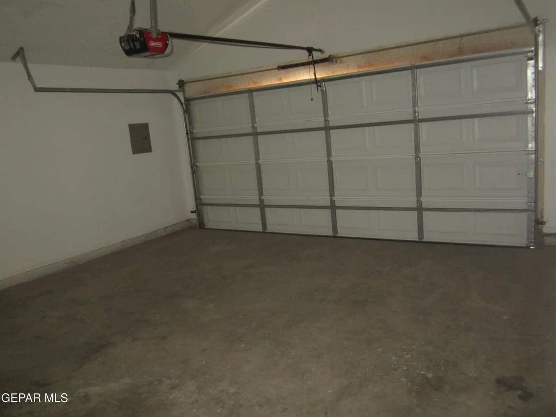 Photo of 7123 Oval Rock Drive