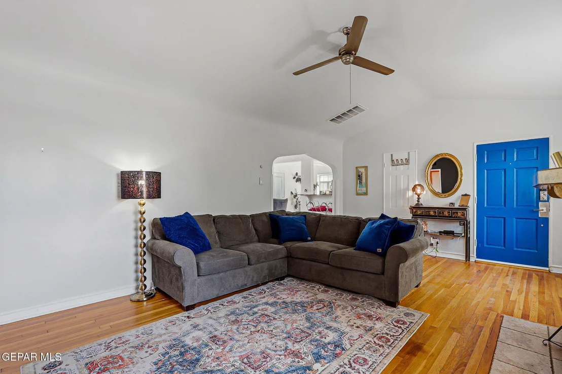 Photo of 700 E BALTIMORE Drive