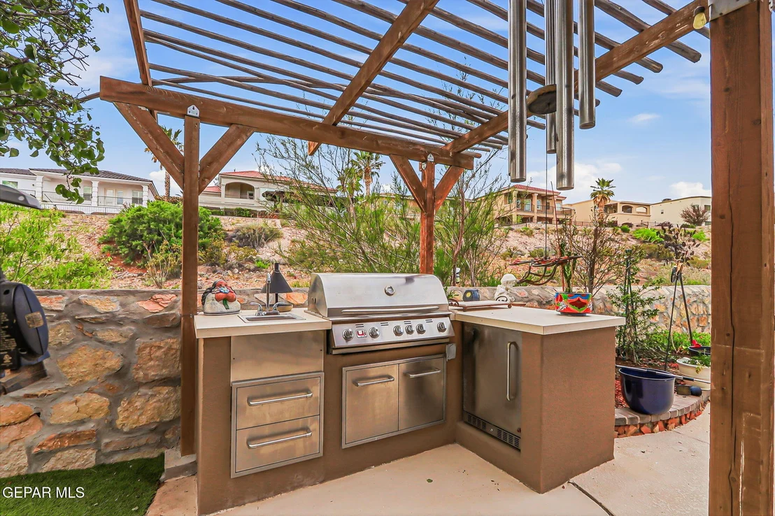 Photo of 1133 CALLE LOMAS Drive