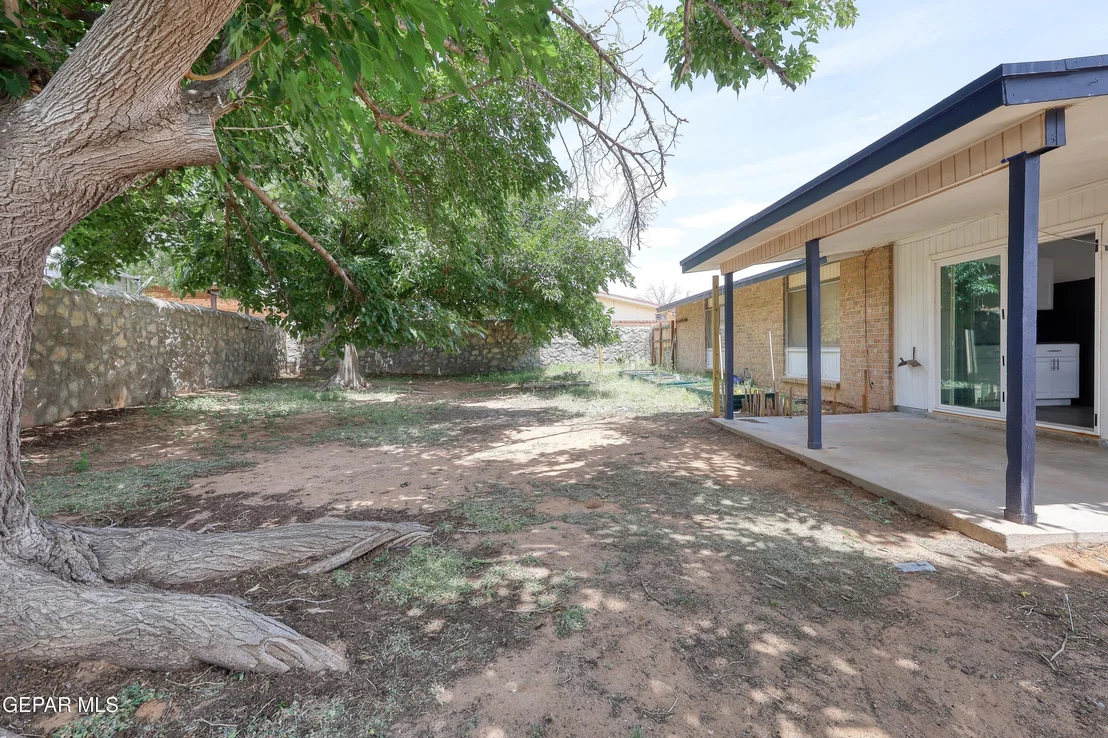 Photo of 10621 POLYCRATES Place