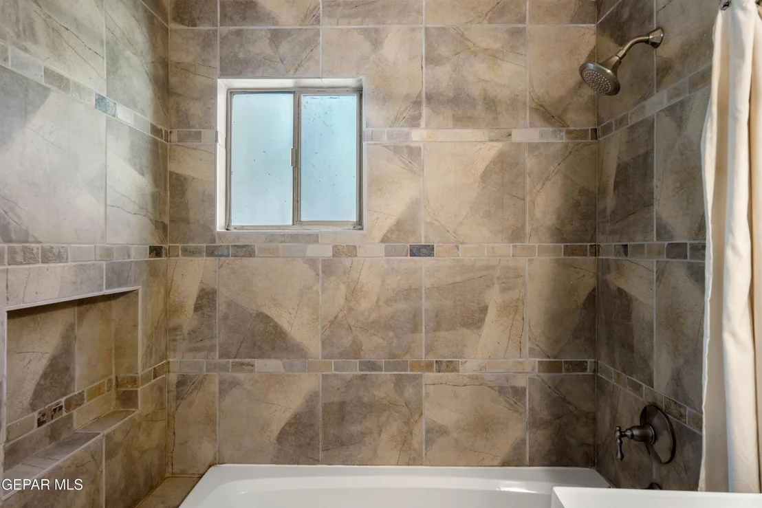 Photo of 209 HERMOSA Lane
