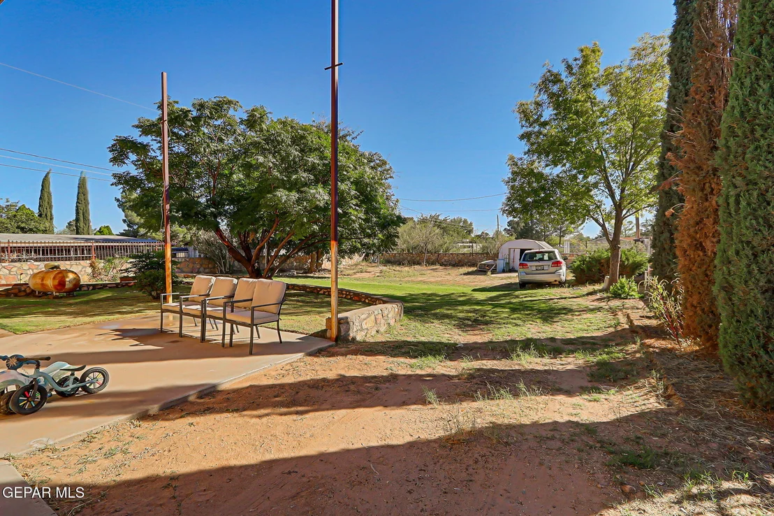 Photo of 15972 N Horizon Boulevard
