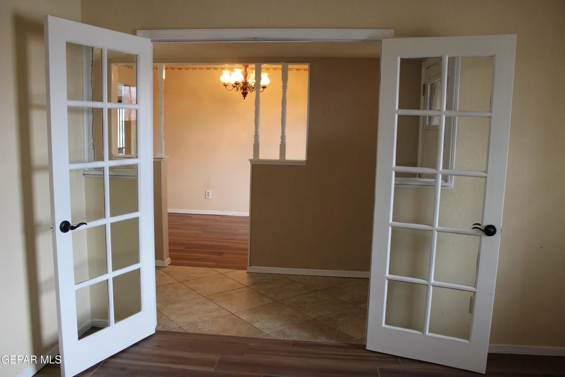 Photo of 11613 SHEILA Drive