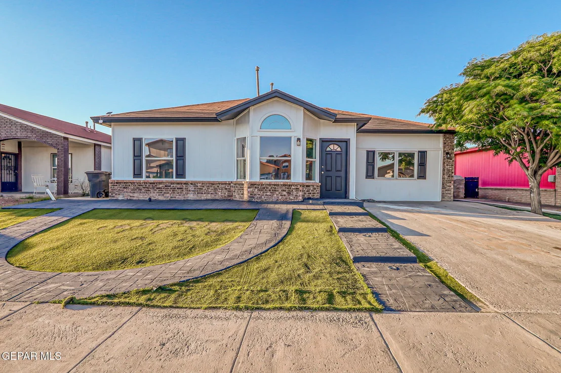 Photo of 14357 Venecia Drive