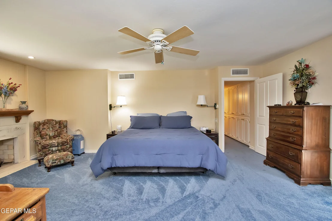 Photo of 517 Stonebluff Road