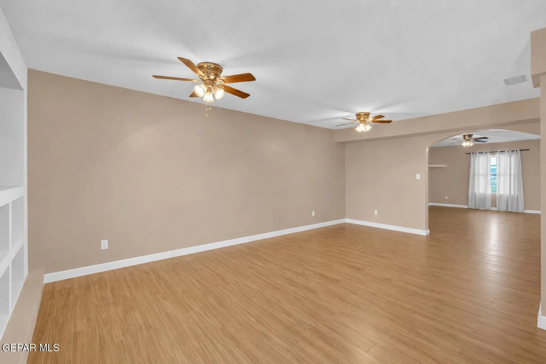 Photo of 11176 SHORELINE Drive