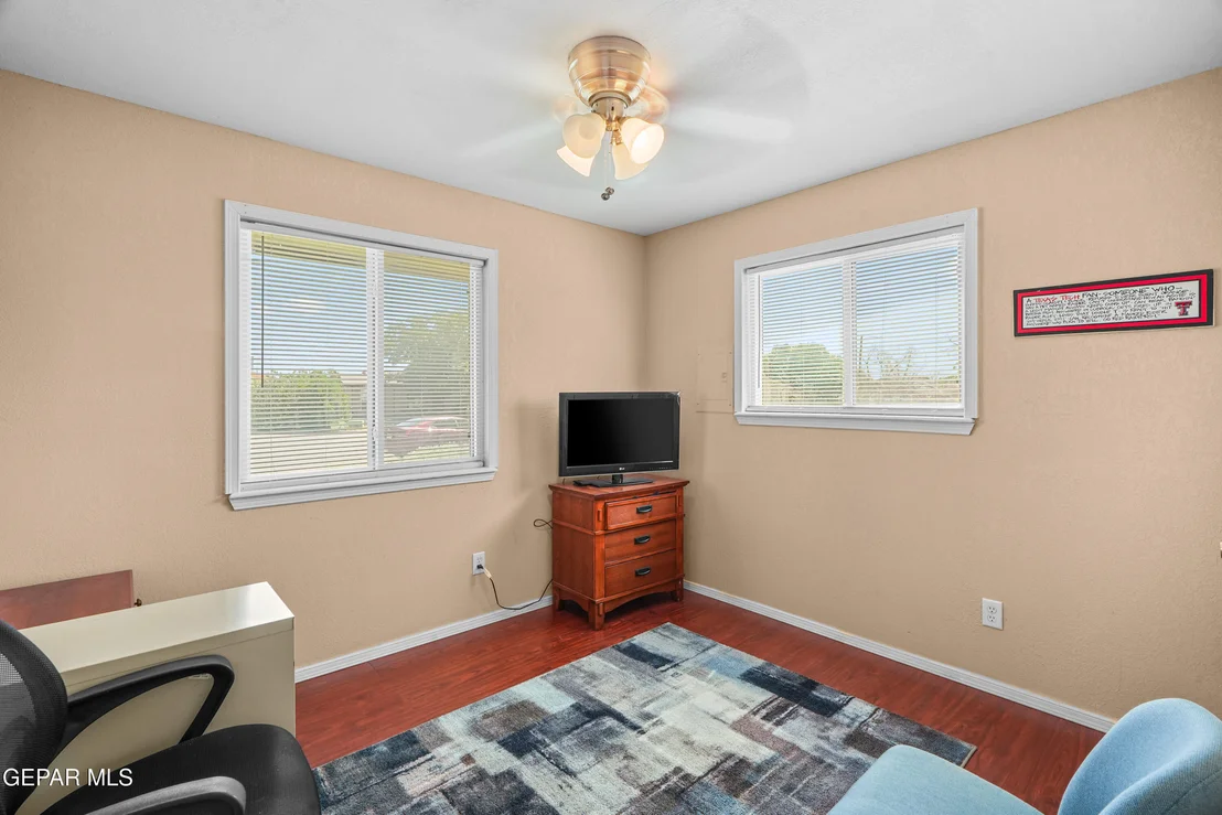 Photo of 10109 WOLVERINE Drive