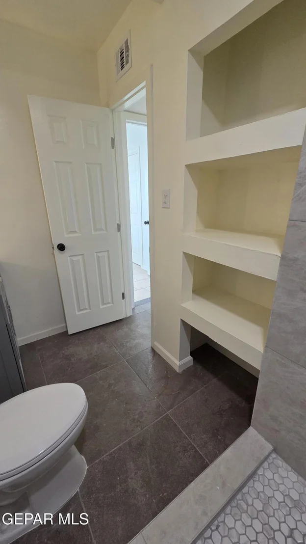 Photo of 204 CLARISA Lane