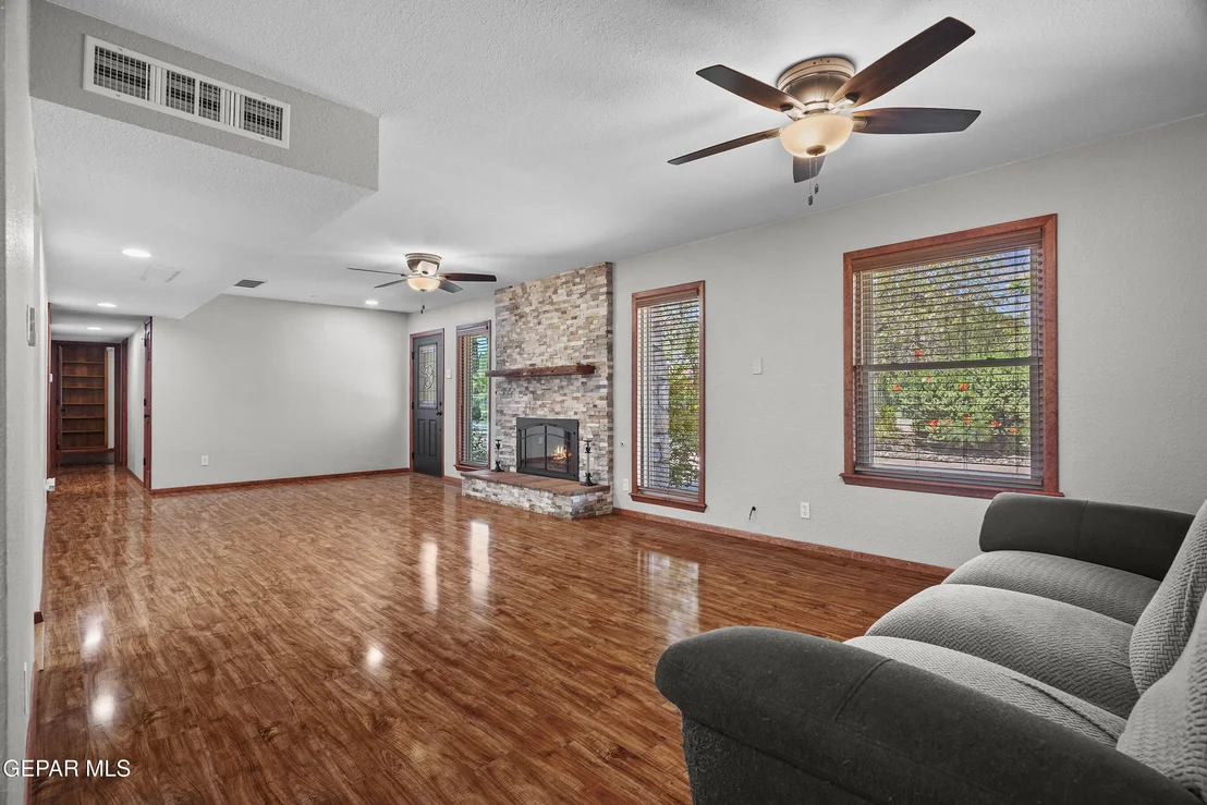 Photo of 4279 BOY SCOUT Lane
