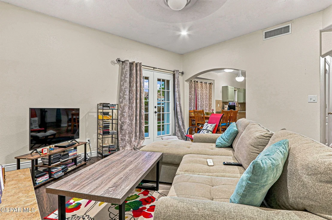 Photo of 6429 FRANKLIN RIDGE Drive
