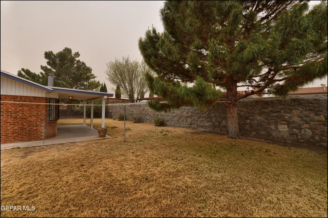 Photo of 4635 R L SHOEMAKER Drive