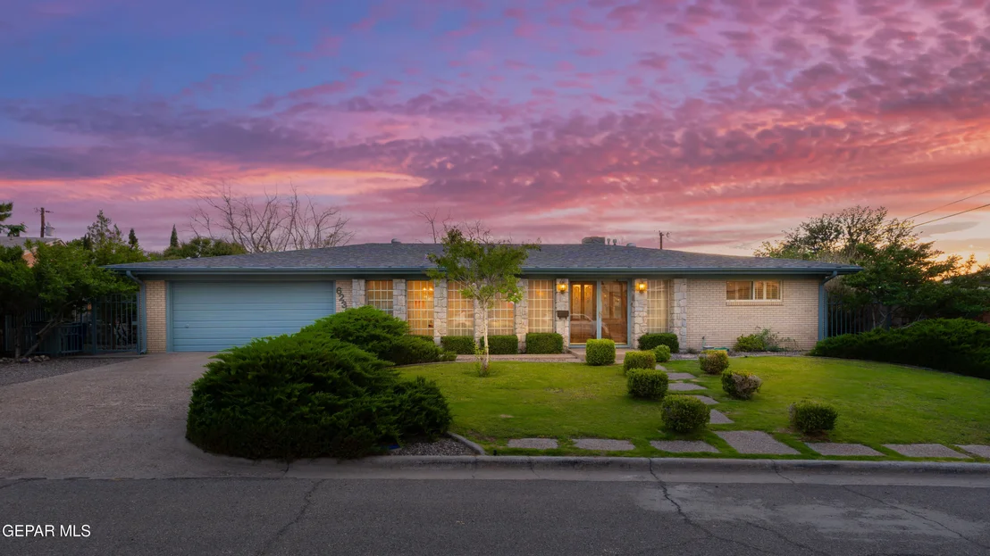 Photo of 6233 Meteor Way