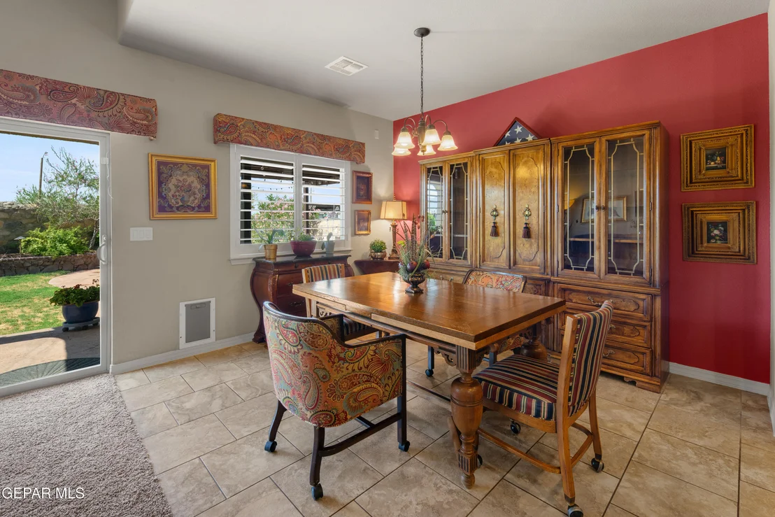 Photo of 7560 Wolf Creek Drive
