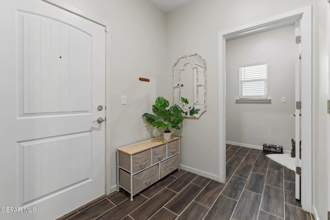 Photo of 804 BLINGWOOD
