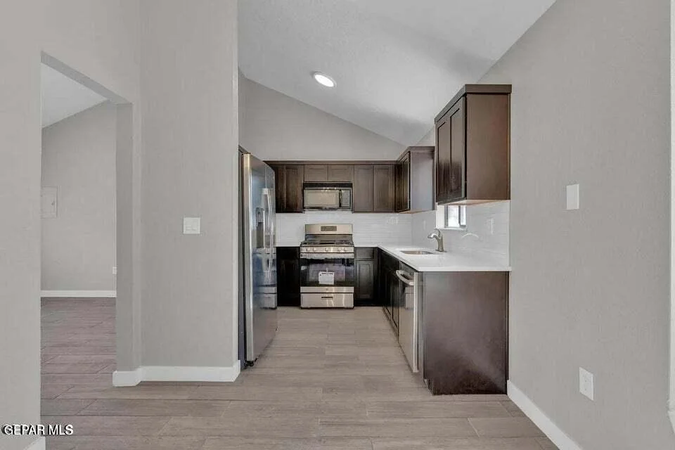 Photo of 1761 onizuka Drive