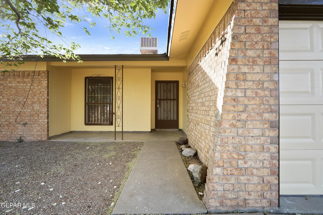 Photo of 4968 GRAPELAND Drive
