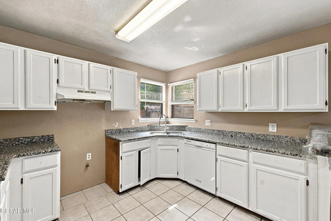 Photo of 10769 Pleasant Hill Drive