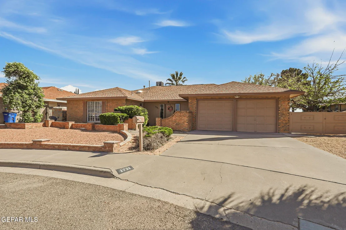 Photo of 1721 VISTA REAL Drive