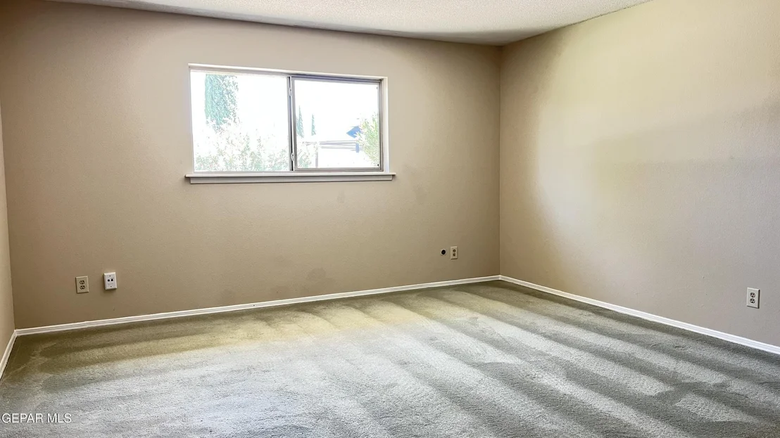 Photo of 10601 CAUSEWAY Drive
