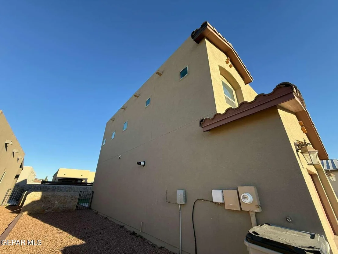 Photo of 2132 Honour Point Place