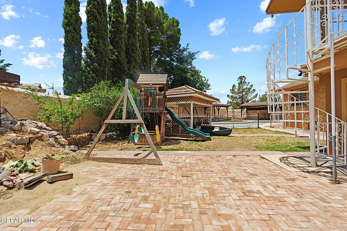 Photo of 2214 MERMAID Drive