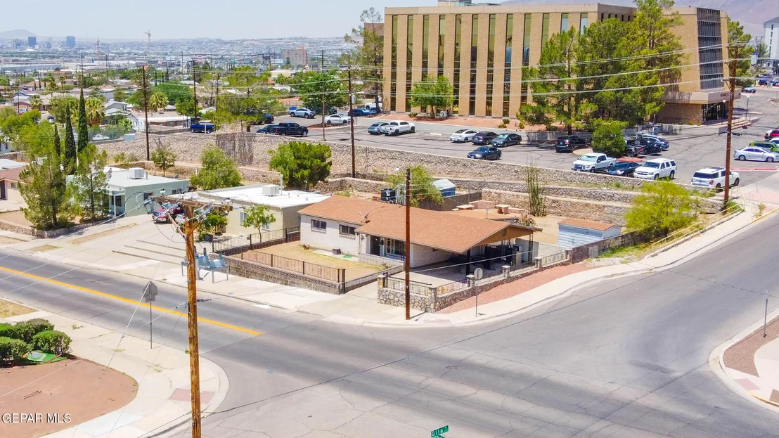 Photo of 945 N CLARK Drive