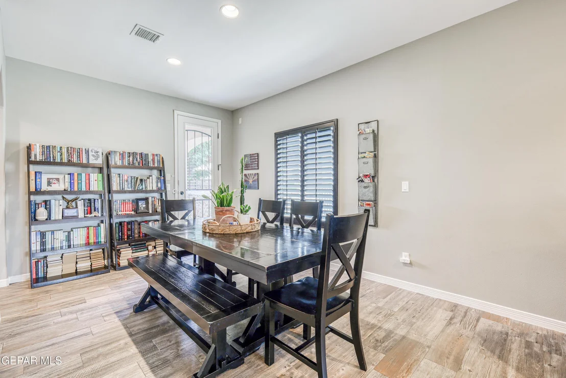 Photo of 2109 ROBERT DRENNAN Place