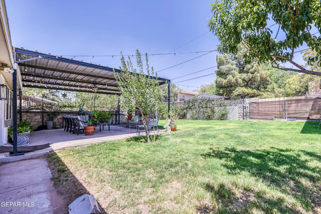Photo of 2804 CAMPBELL Street