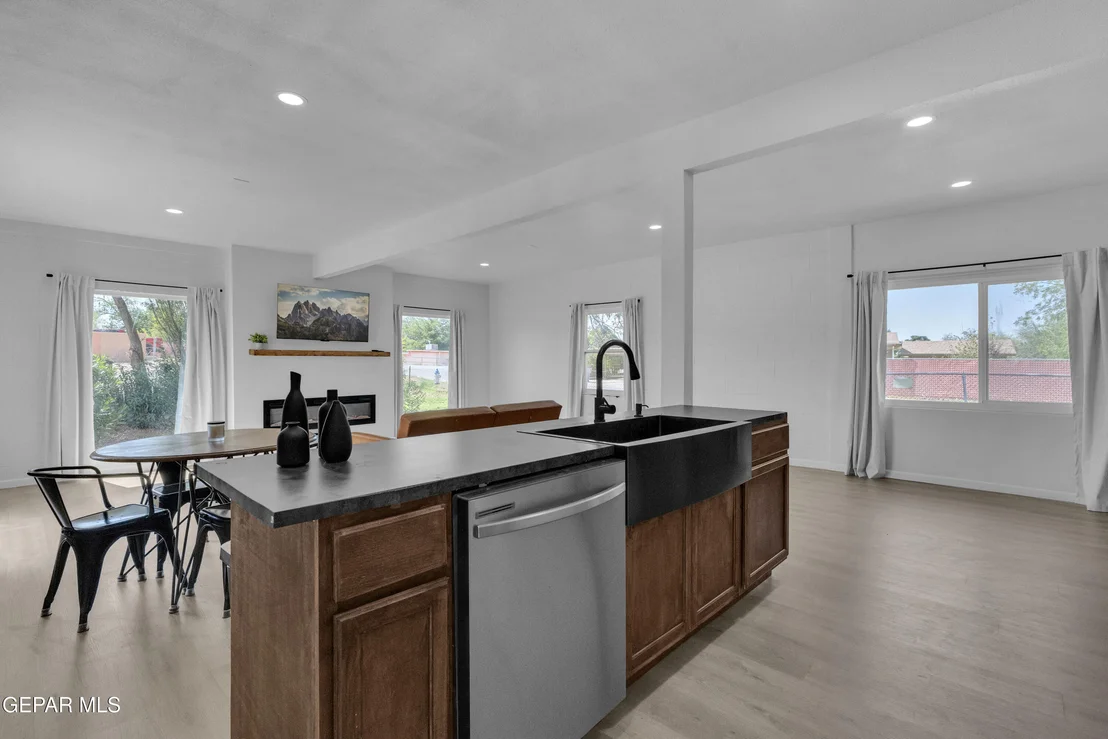 Photo of 8720 Aranda Lane