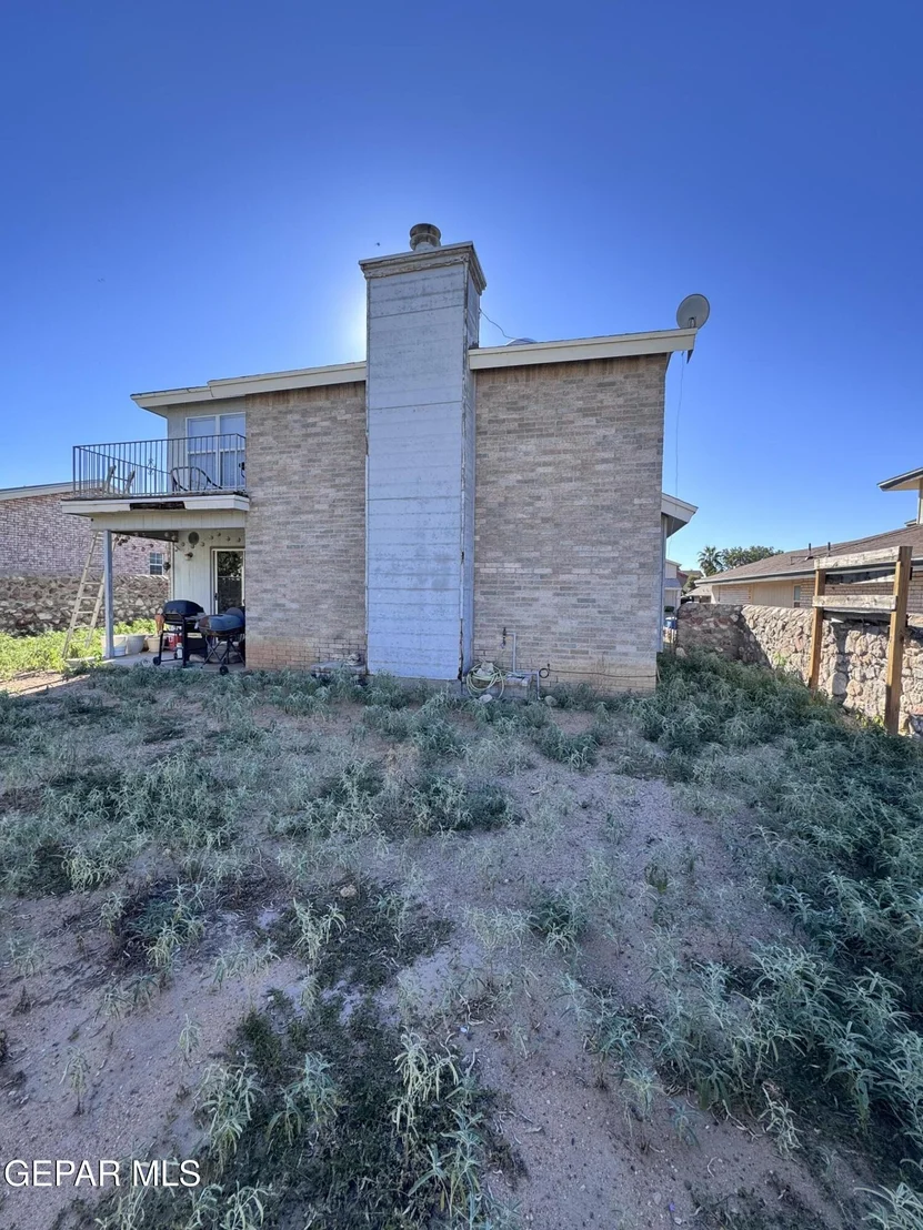 Photo of 7119 Oval Rock Drive