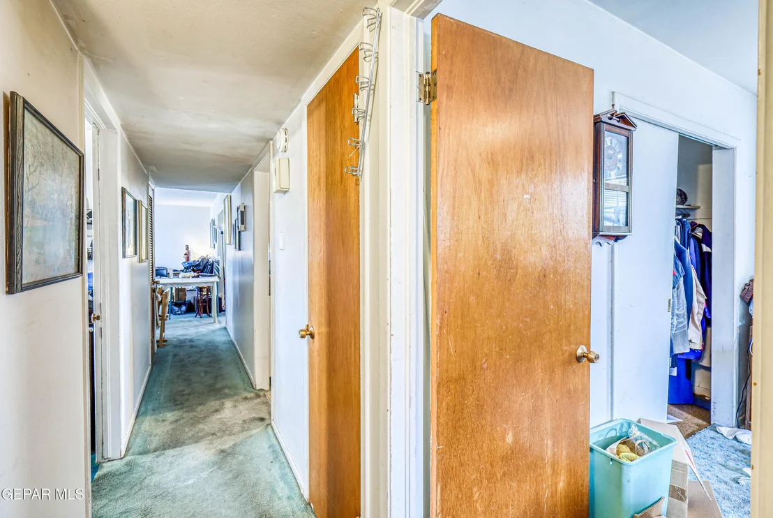 Photo of 404 CHRISTOPHER Avenue