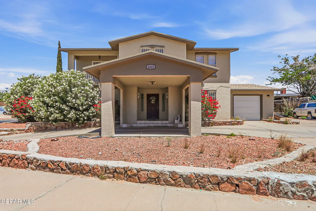 Photo of Unit 2 at 1530 Common Drive