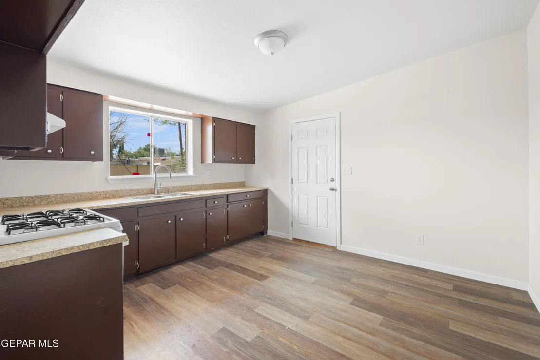 Photo of 305 CORVENA Way