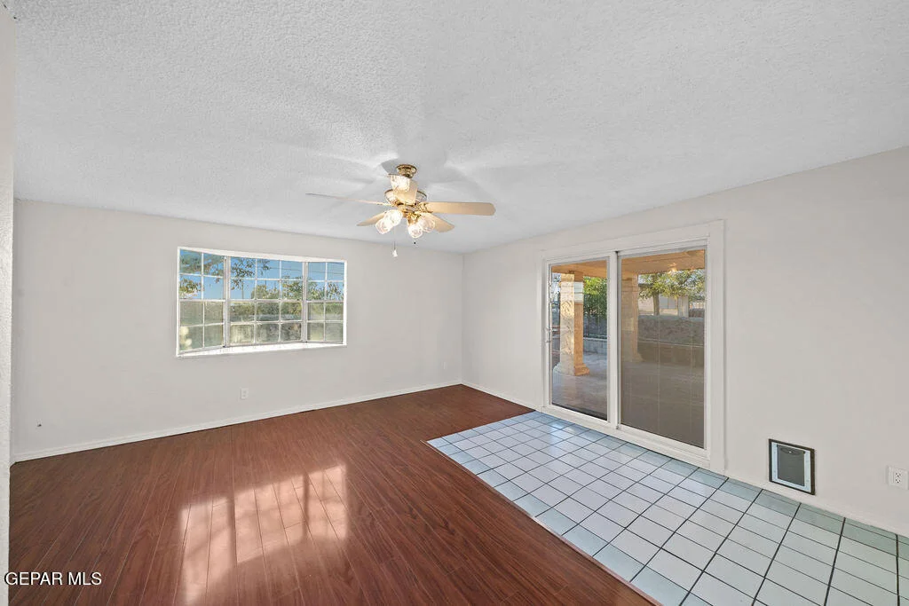 Photo of 220 PYRITE Drive